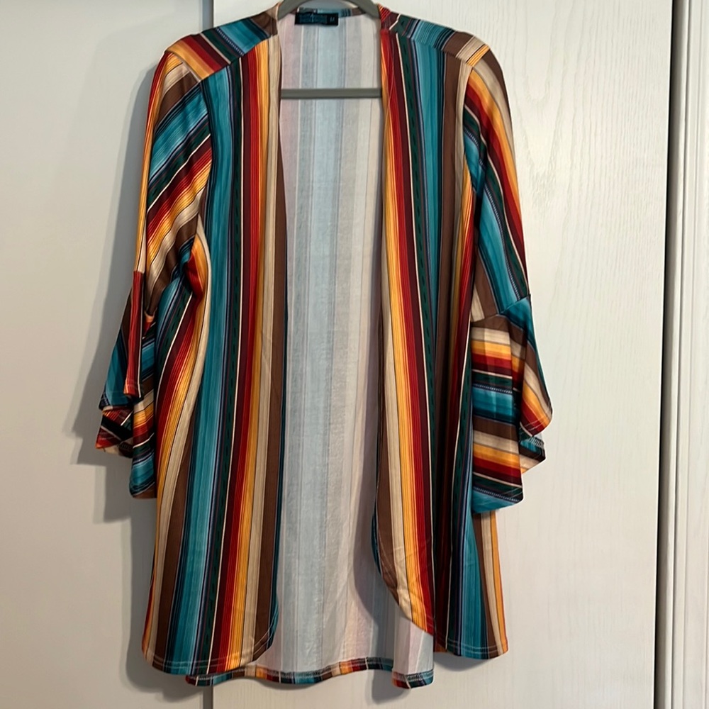 Nwot M boutique top